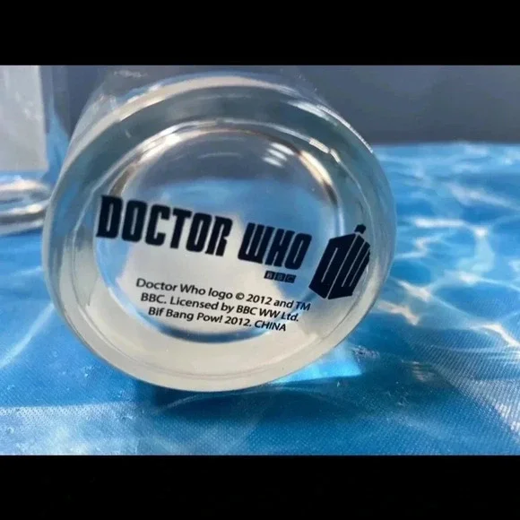 Doctor Who - Two Tardis Themed Glasses - ‼️✌️🍻 - Picture 3 of 9